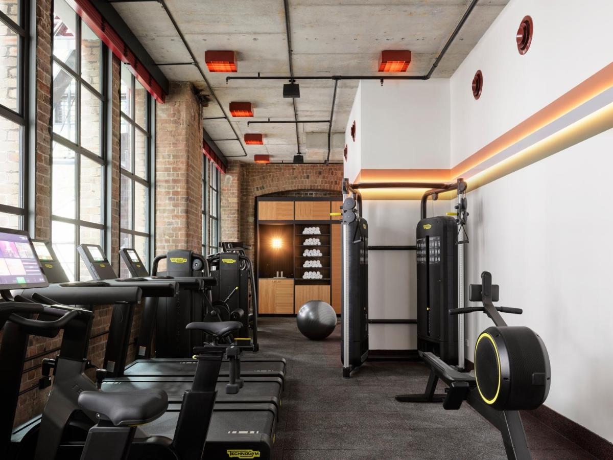 Ace Hotel Sydney Esterno foto The gym at The Standard East Village