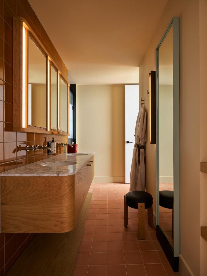 Ace Hotel Sydney Esterno foto Bathroom