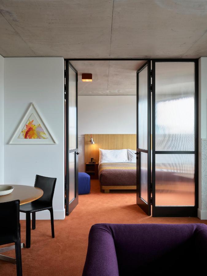 Ace Hotel Sydney Esterno foto A suite at the Standard East Village